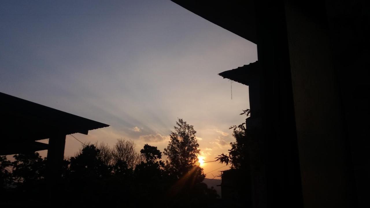 Trimurti Holiday Home Panchgani Bagian luar foto
